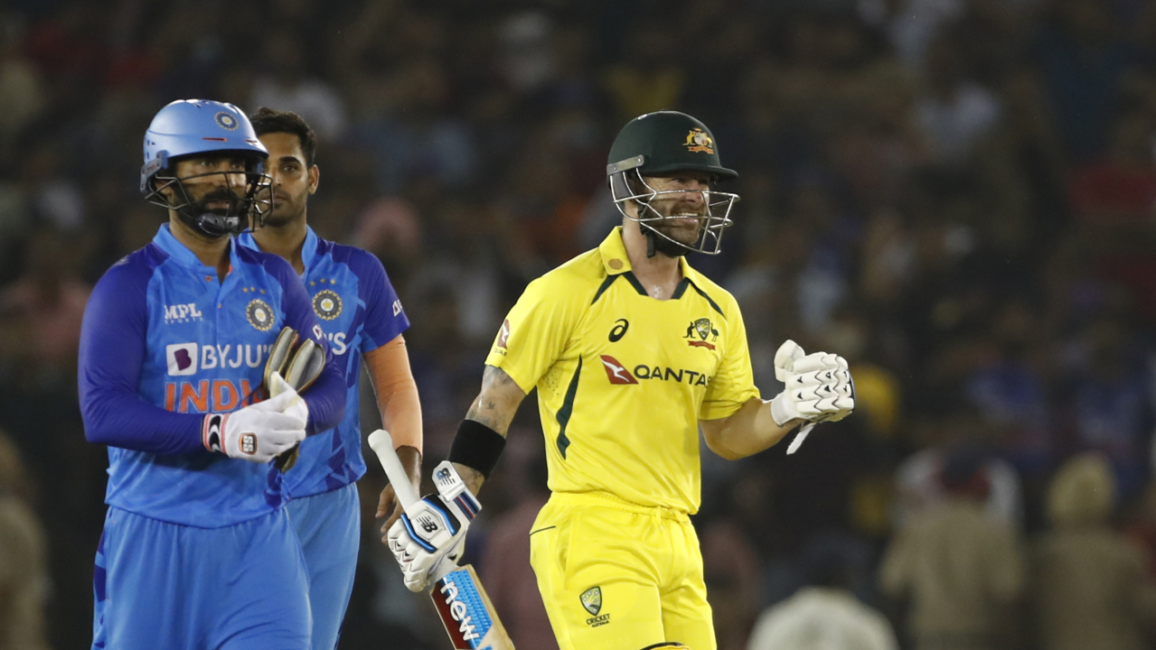 Live: Brevis' 125: Will The Aussies Pull Off The Impossible 219 Chase? - np67tmh
