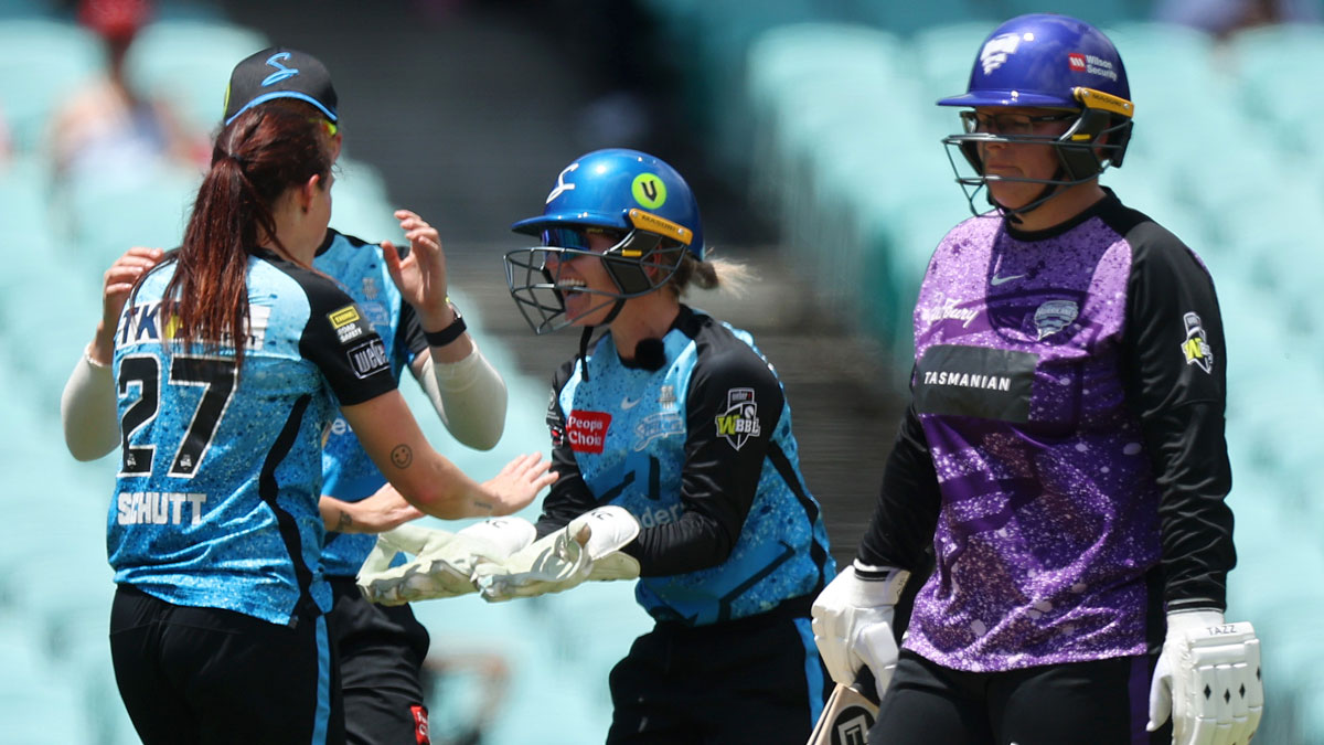 Rampant Strikers end Canes' season at the SCG