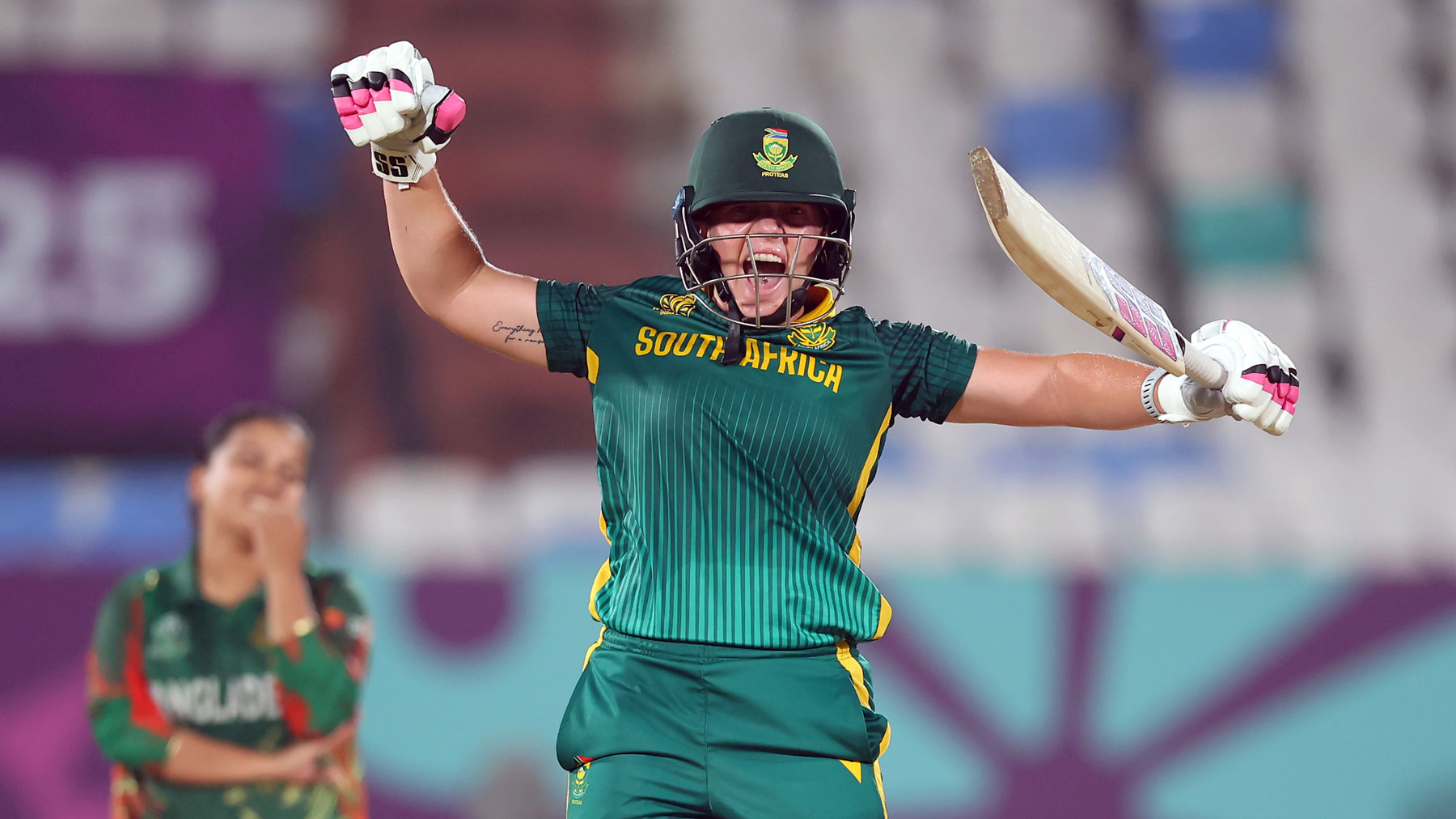 De Klerk denies Bangladesh to squeeze South Africa home in thriller