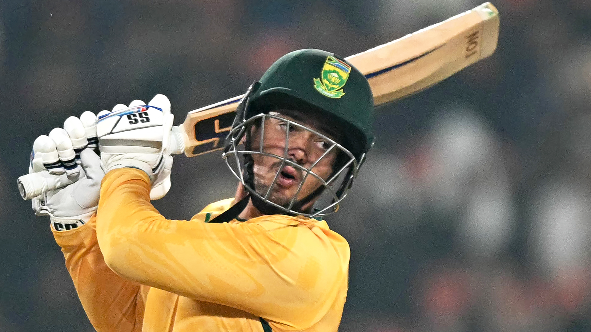 Star opener hammers South Africa to unassailable total