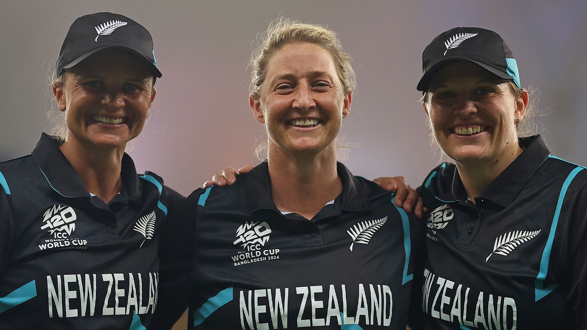 White Ferns legends Devine, Tahuhu to retire after T20 World Cup