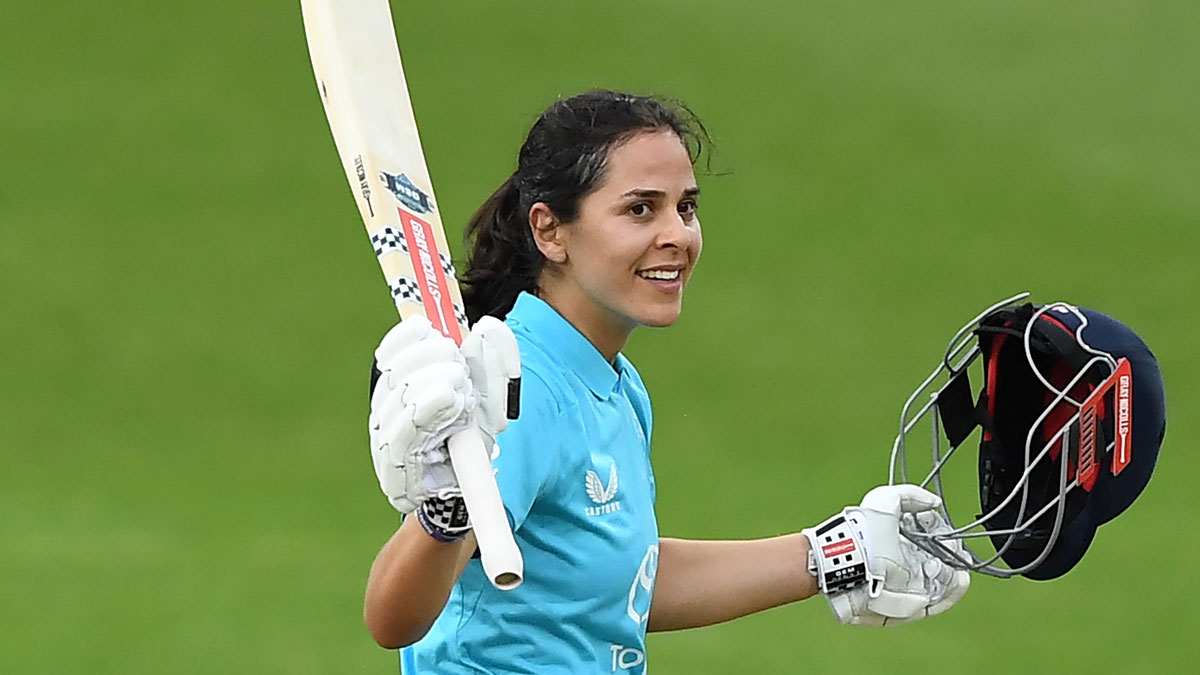 Strikers boost top-order talent with England opener