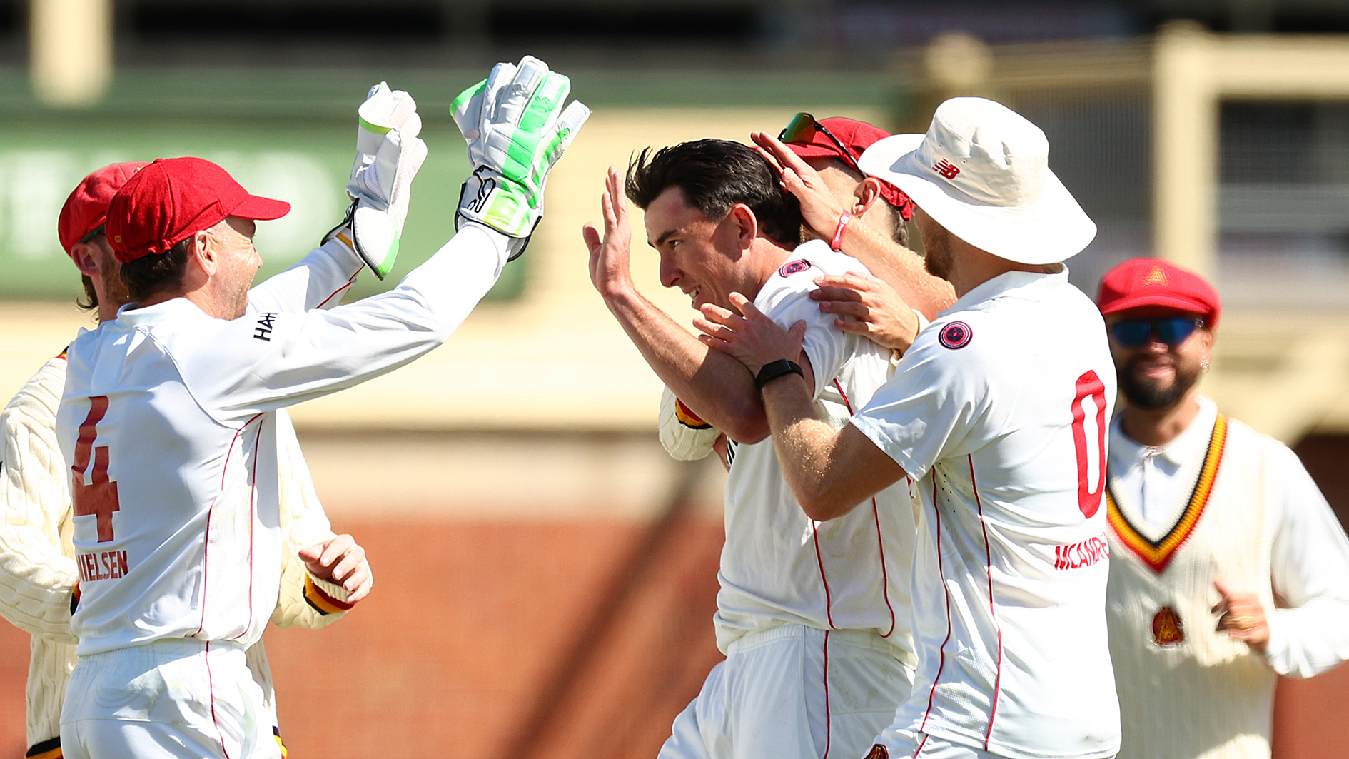 Weatherald falls cheaply after SA roll Vics in Shield opener