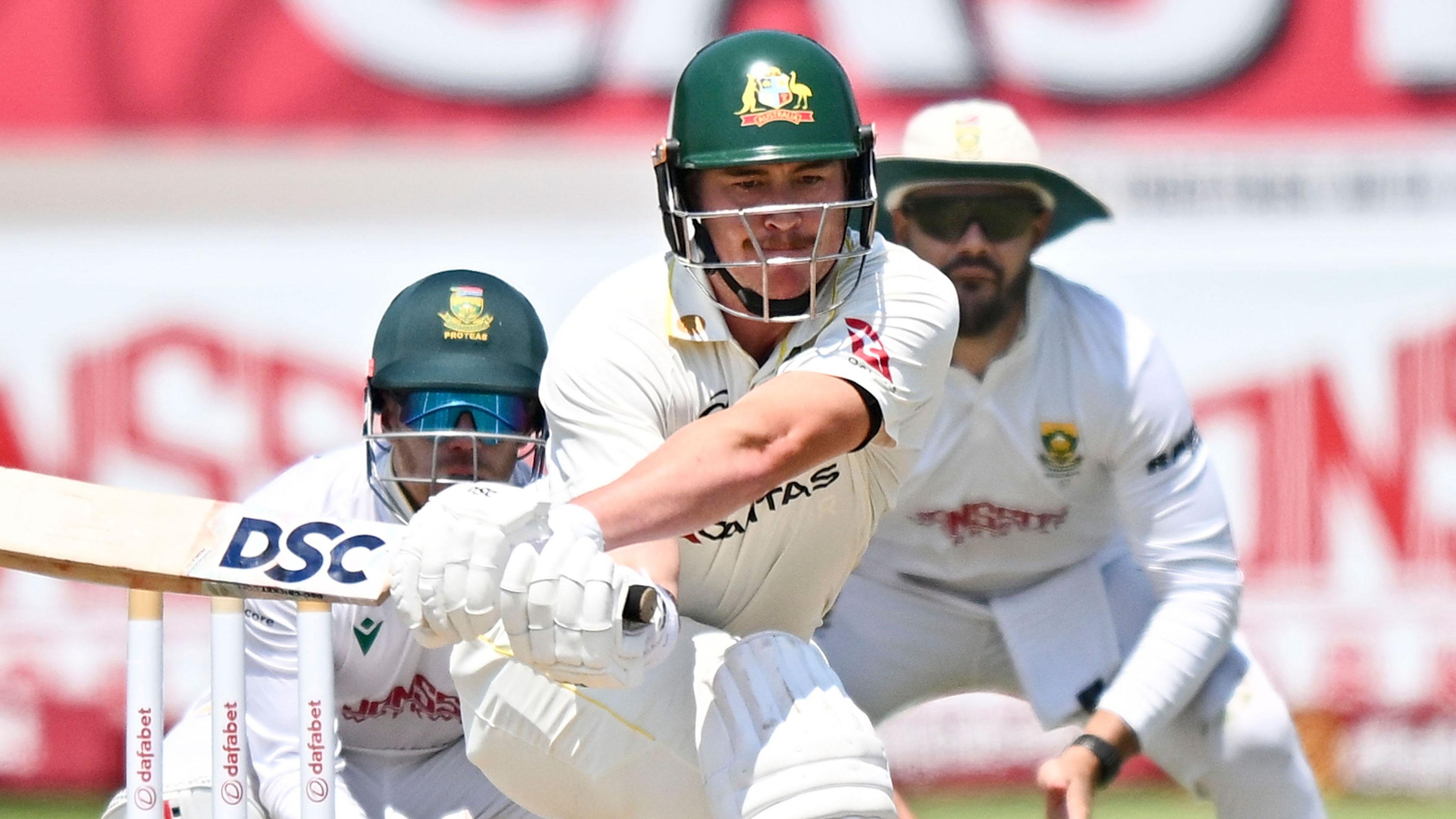 Another Renshaw masterclass lifts Australia to huge lead