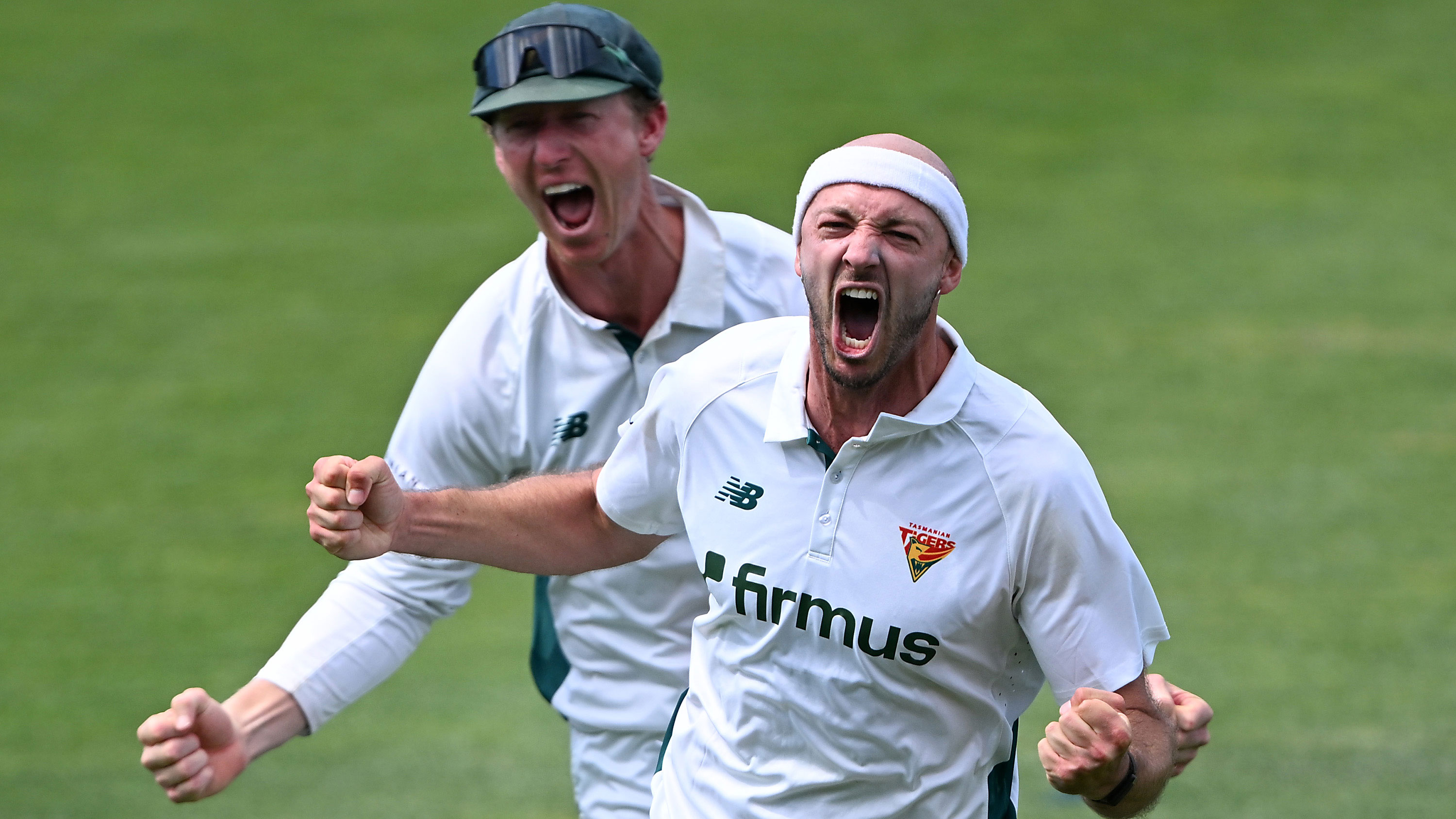 Tasmania break Vic resistance to steal a thriller in Hobart