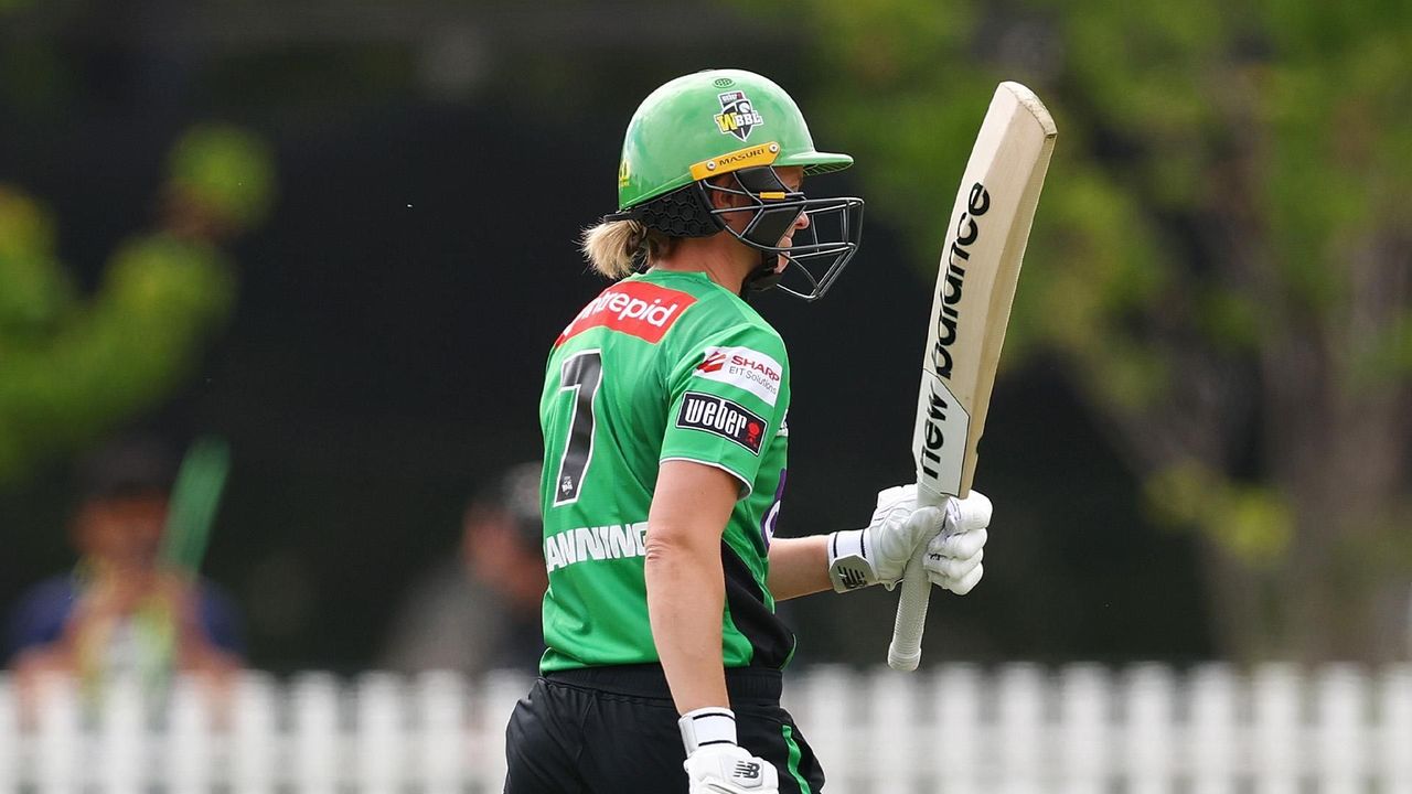 In-form Lanning leads Stars in Melbourne Derby