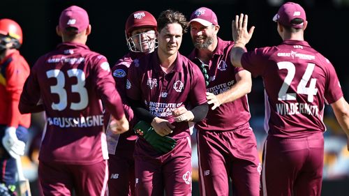 Swepson's magnificent seven completes crushing Bulls victory