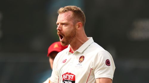 Aussie Star Weatherald Takes Guard for Leicestershire's Championship Charge