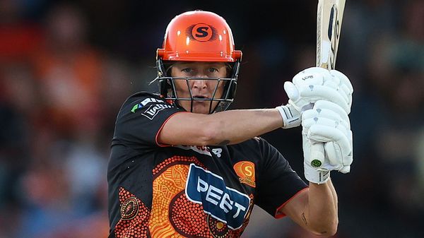 Kiwi gun to head west again, Scorchers squad takes shape