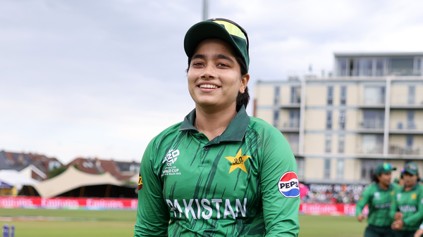 Scorchers land Pakistan captain in Big Bash coup